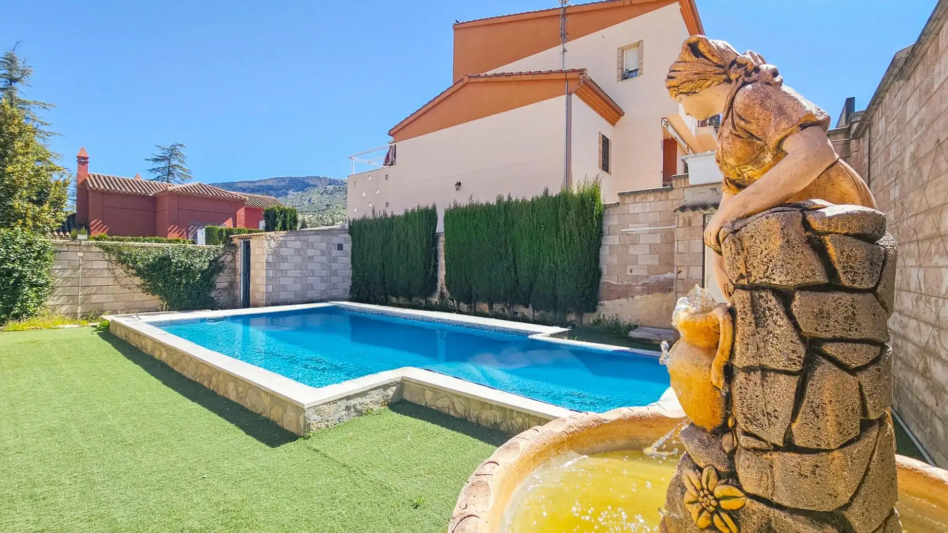 Casa o chalet en venta en Calle IV Centenario, Los Villares