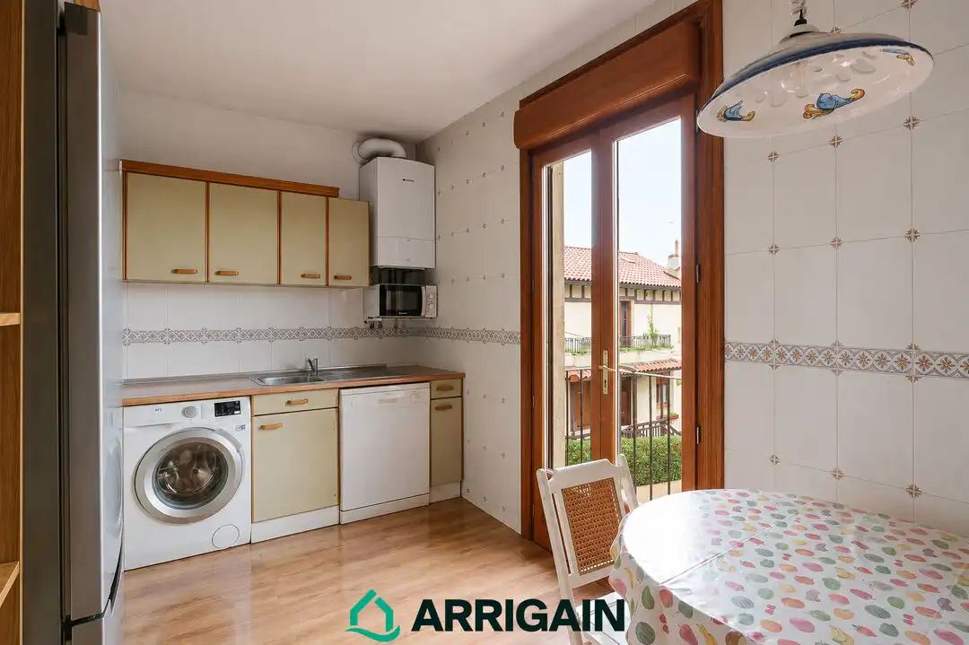 Cocina de Casa adosada en venta en Donostia - San Sebastián  con Calefacción, Jardín privado y Terraza