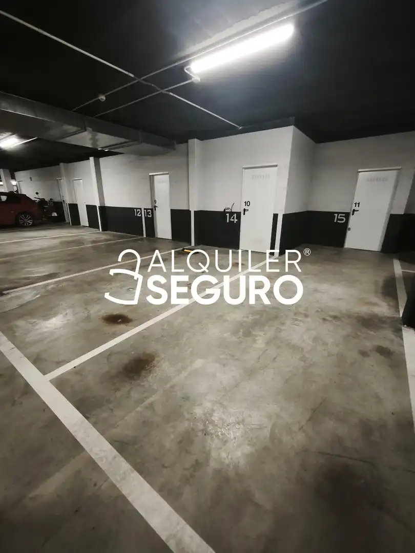 Parking of Flat for rent in Zaragoza  with Air Conditioner, Heating and Terrace