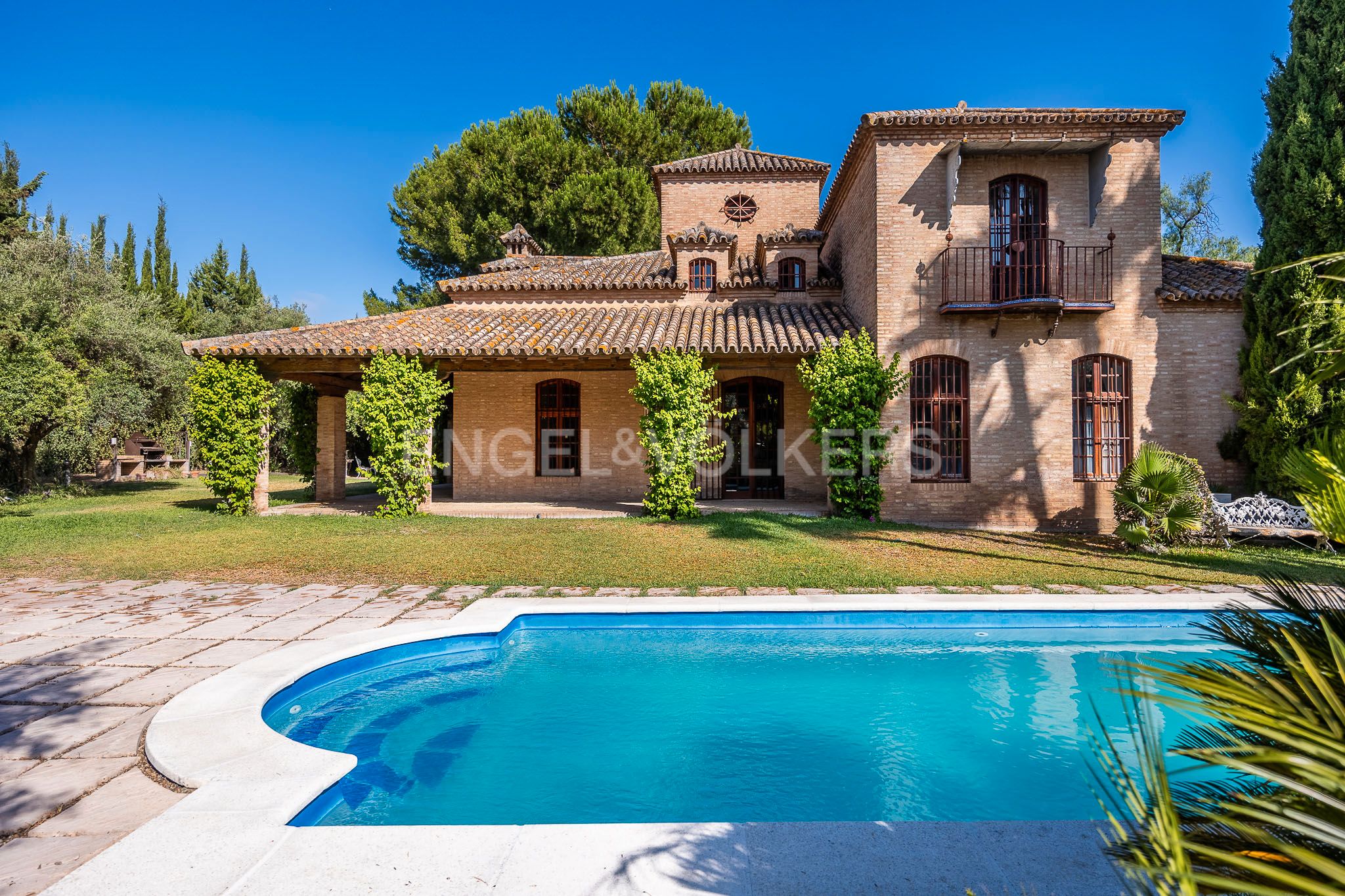 Garden of House or chalet for sale in Valencina de la Concepción  with Heating, Private garden and Swimming Pool