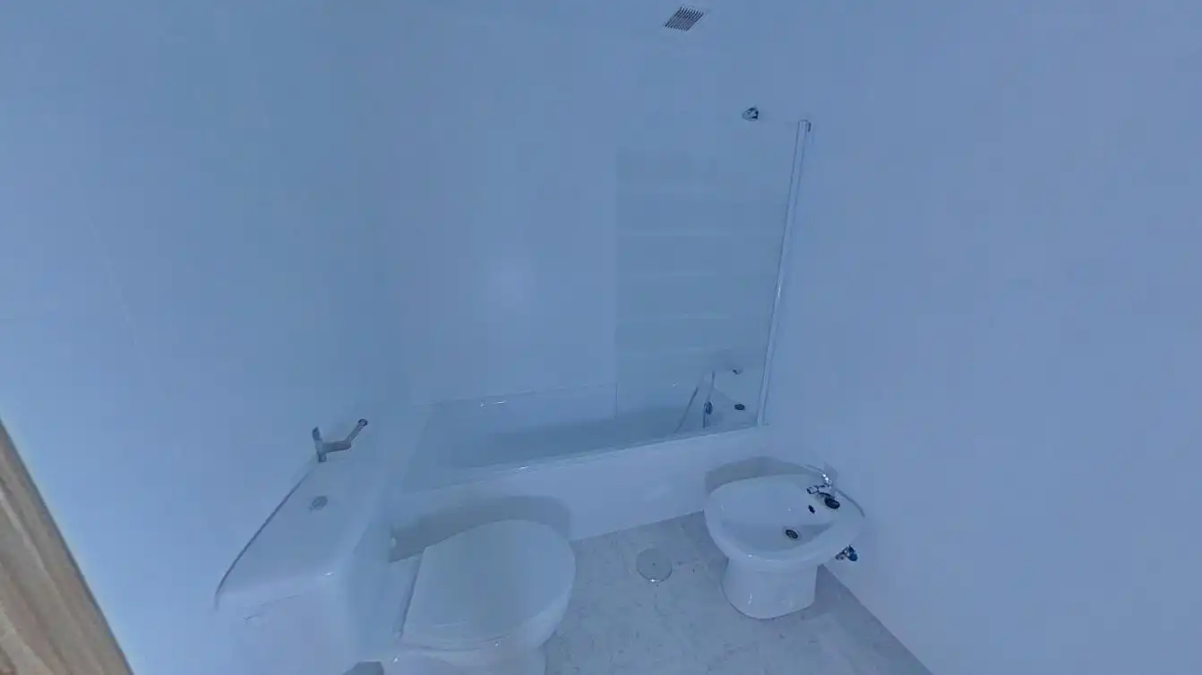 Bany de Pis en venda en Alicante / Alacant amb Piscina
