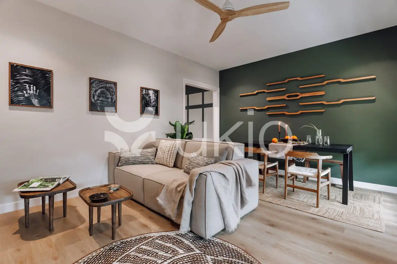 Sala de estar de Apartamento de alquiler en Barcelona con Aire acondicionado, Calefacción y Amueblado