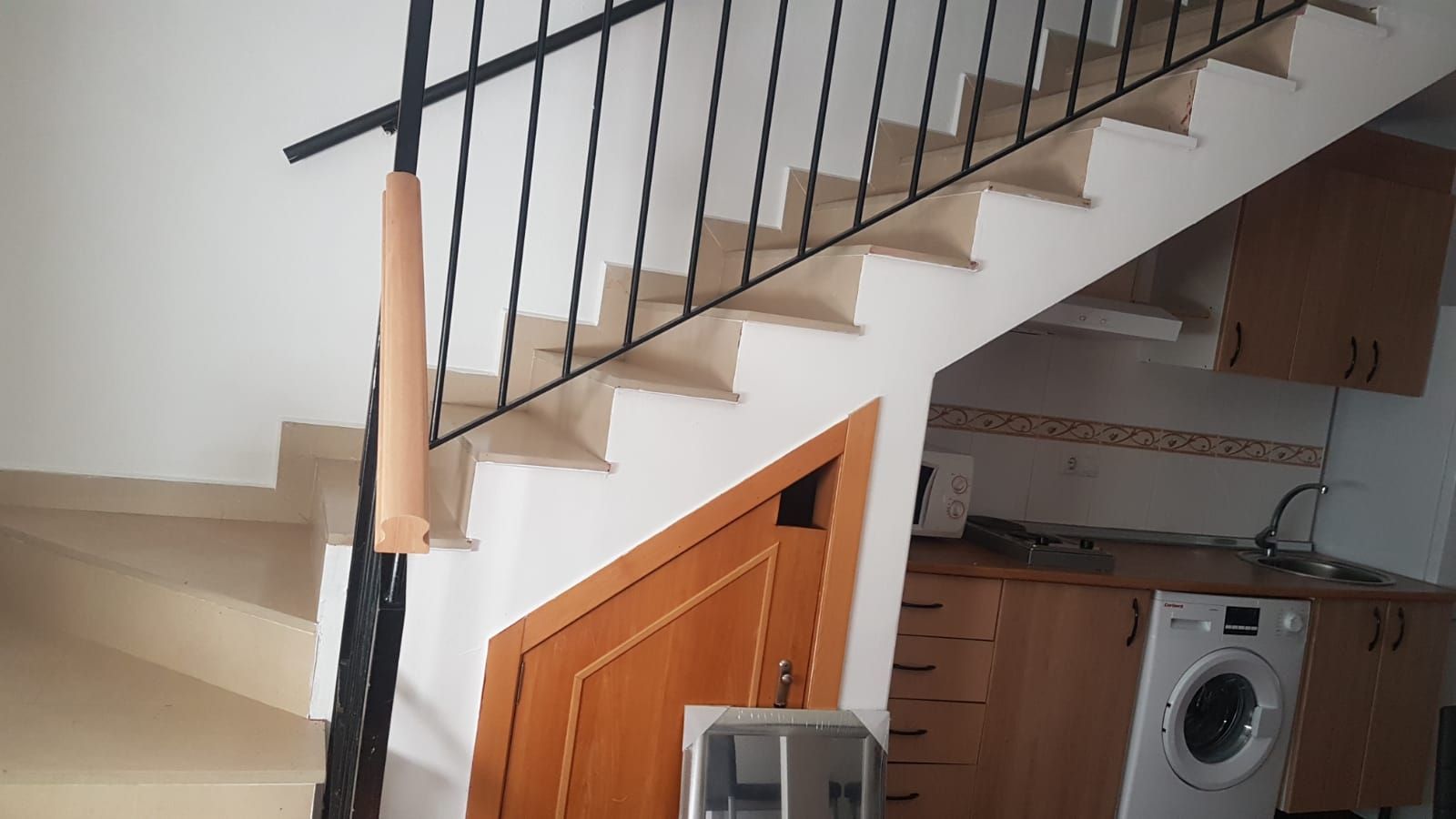 Dachboden zur Miete in Badajoz Capital mit Terrasse, Möbliert und Waschmaschine