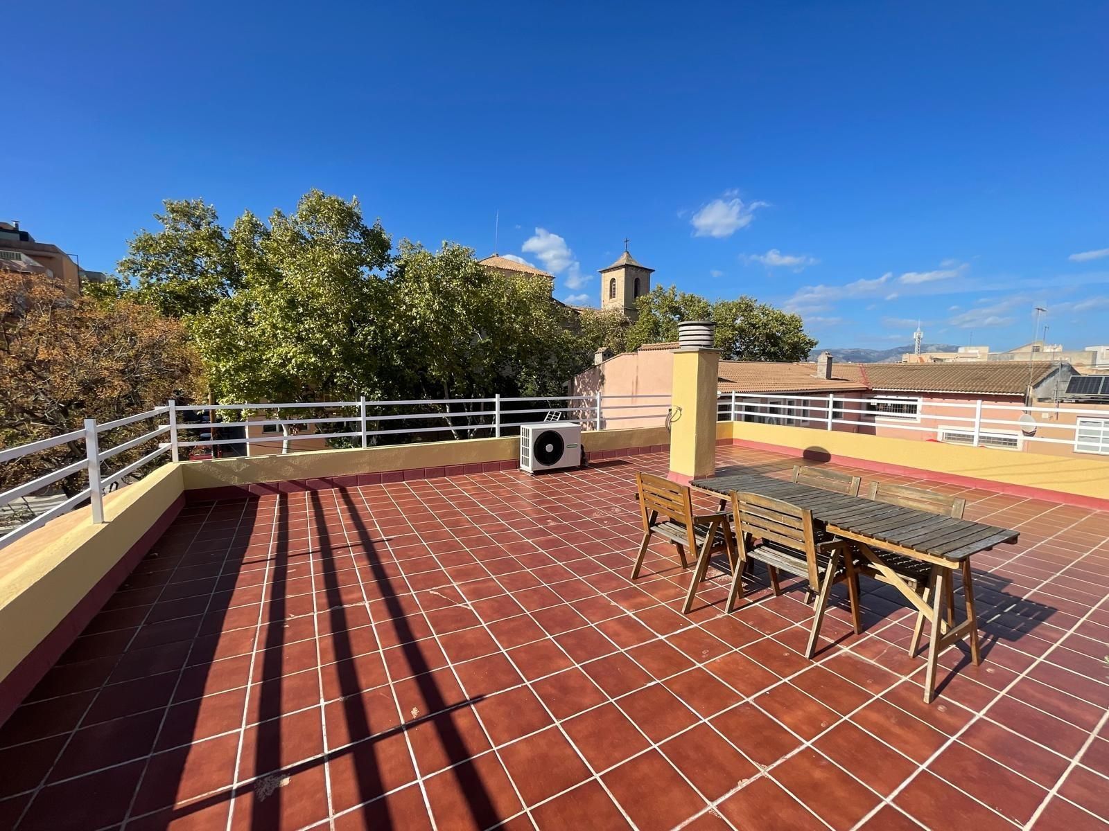 Terrassa de Pis de lloguer en  Palma de Mallorca amb Aire condicionat, Calefacció i Terrassa