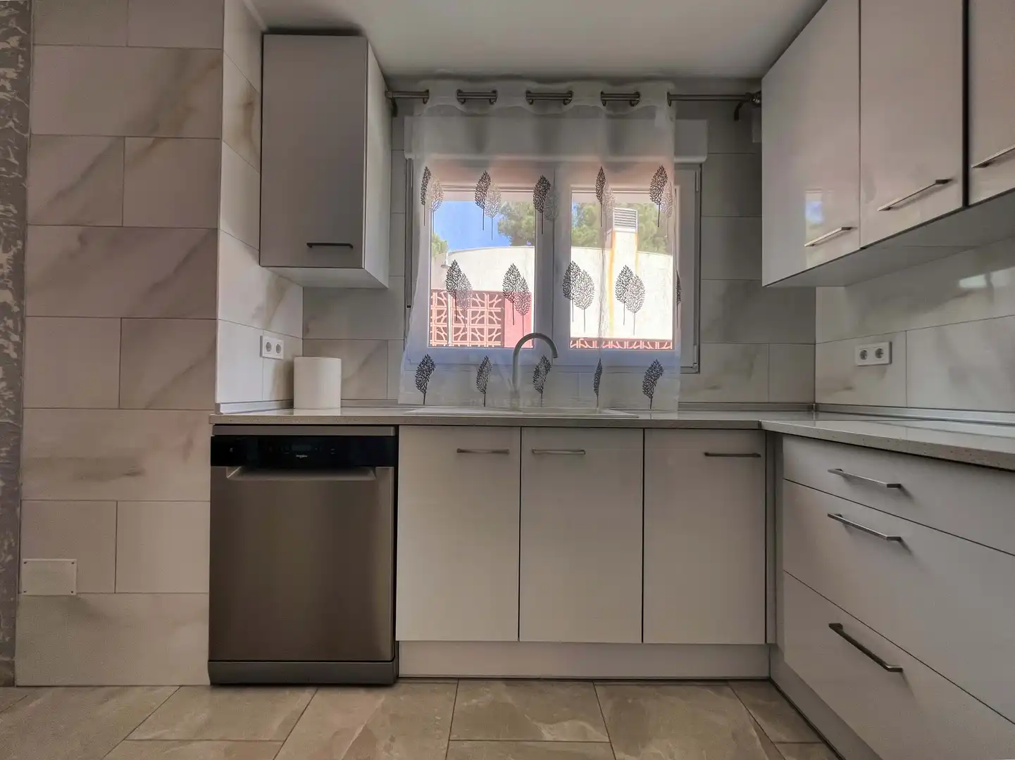 Cuina de Casa o xalet en venda en Tarragona amb Aire condicionat, Calefacció i Terrassa