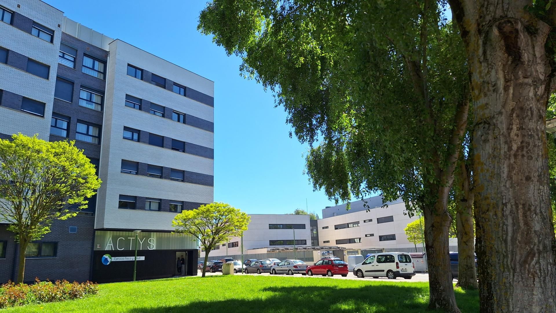 Vista exterior de Piso en venta en Burgos Capital con Calefacción y Trastero