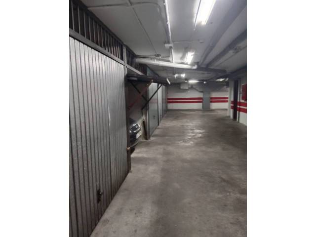 Garaje en Venta en Calle Cañaveral, 28 en Camino de Ronda