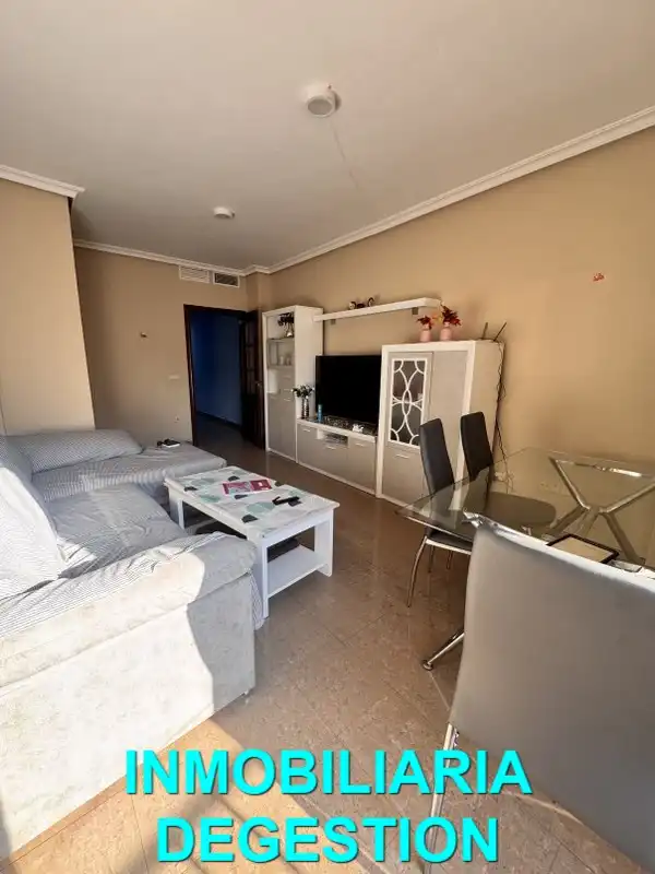 Flat with terrace for sale in Calle Áurea Galindo