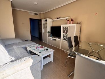 Appartamento con balcone in vendita a Calle Áurea Galindo