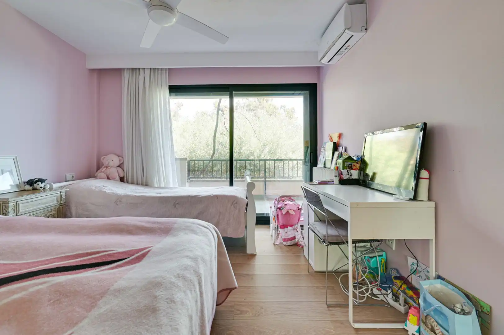 Habitación de Casa adosada en venta en Lloret de Mar con Aire acondicionado, Calefacción y Amueblado
