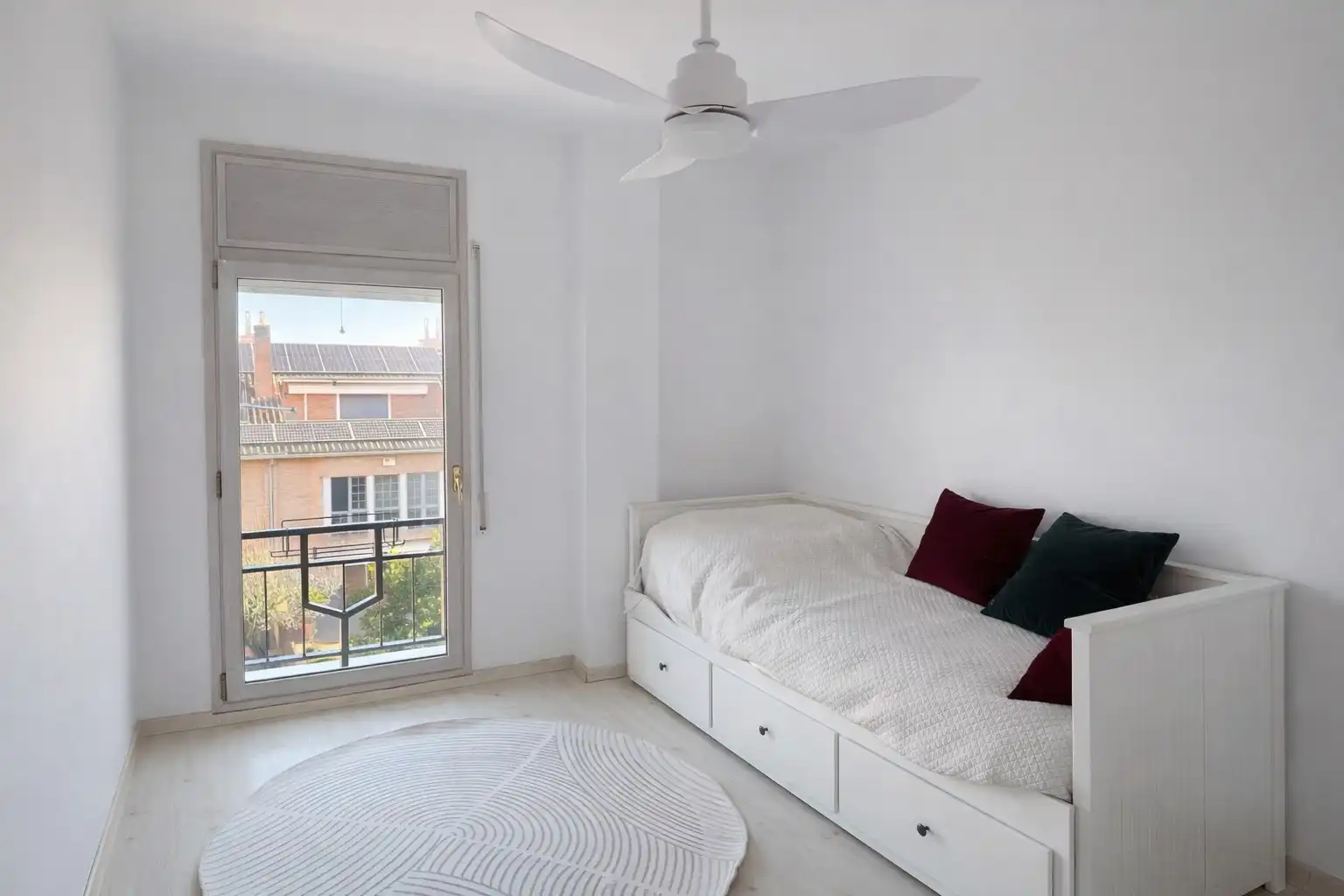 Schlafzimmer von Wohnung zum Verkauf in Sant Cugat del Vallès mit Klimaanlage, Heizung und Parkett