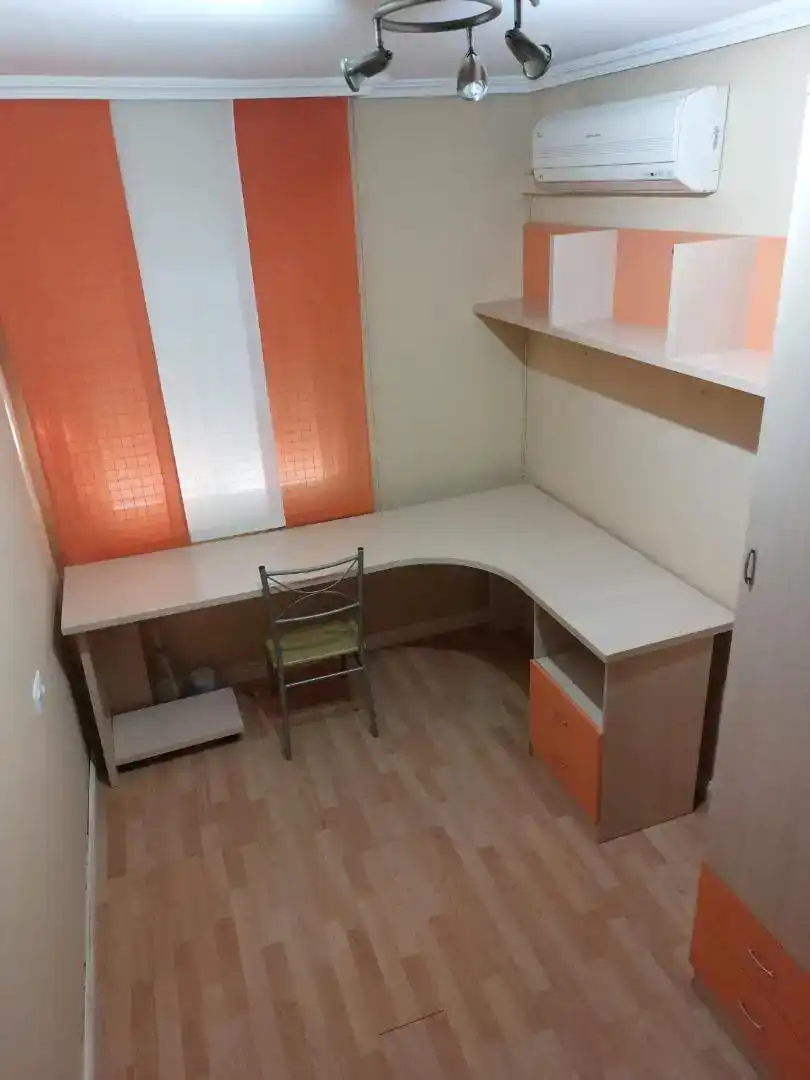 Dormitori de Pis en venda en Torrejón el Rubio amb Aire condicionat, Parquet i Moblat