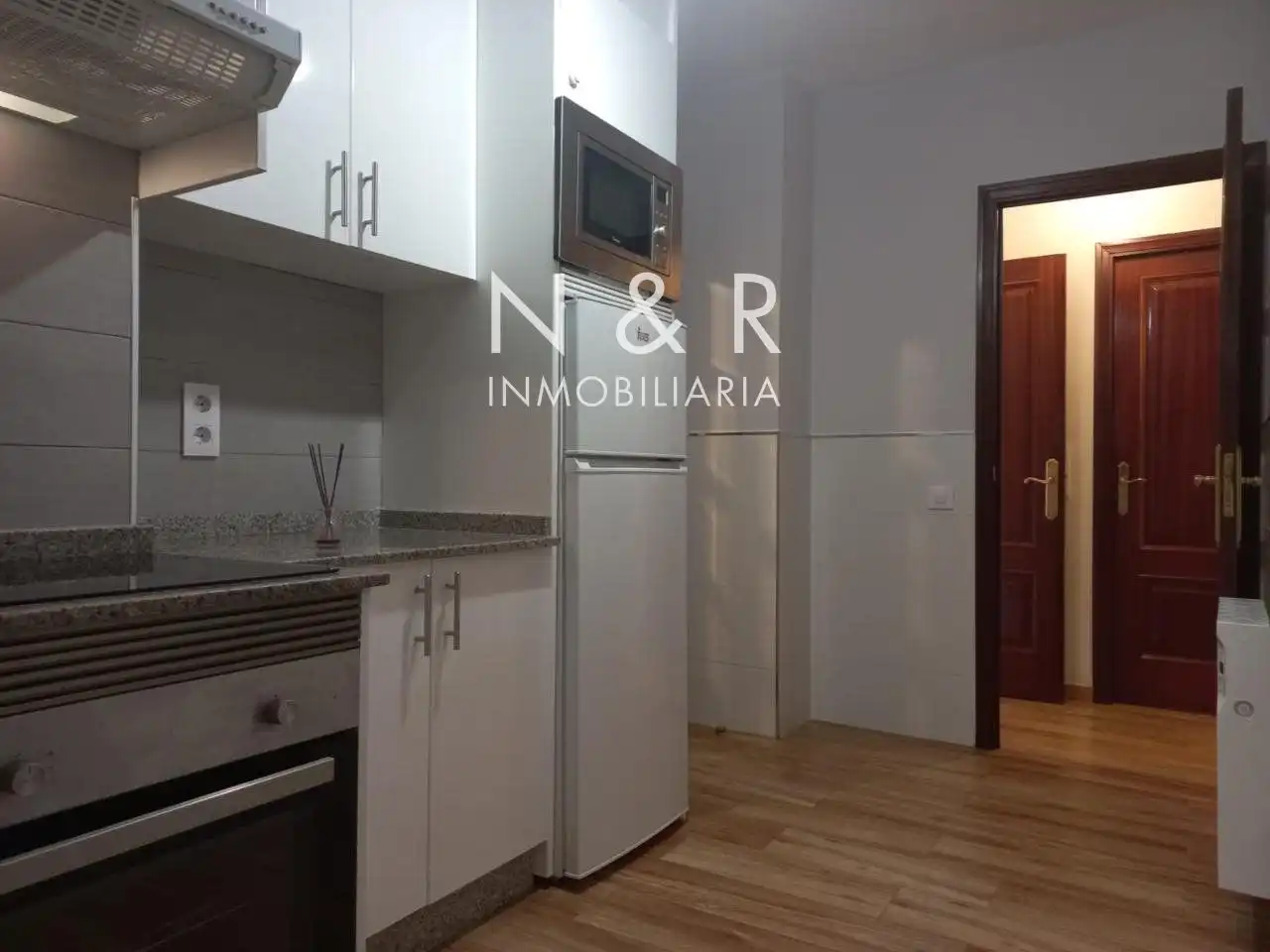 Cocina de Piso de alquiler en Santiago de Compostela  con Calefacción y Se aceptan mascotas