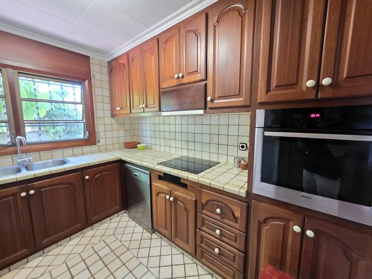 Cocina de Casa o chalet en venta en Malgrat de Mar con Aire acondicionado, Calefacción y Jardín privado