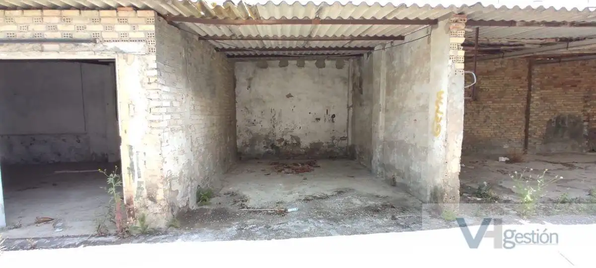 Industrial buildings for sale in Puerto Serrano