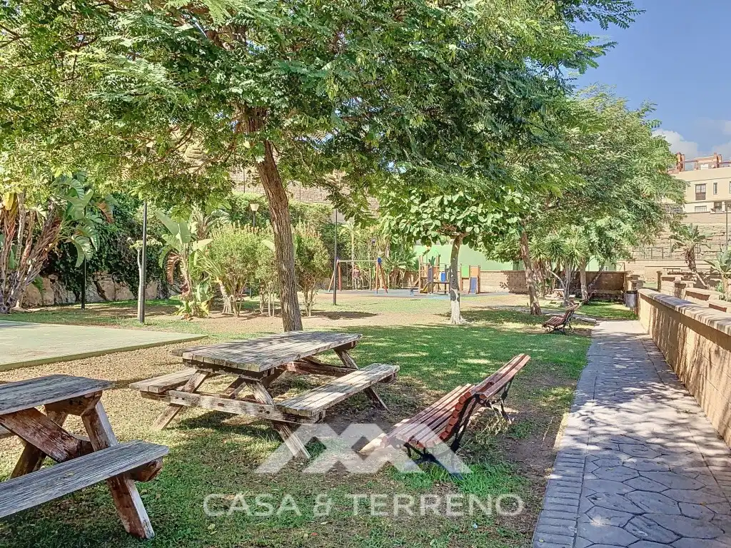Adossat amb piscina en venda a Calle Celestina, imagen 50