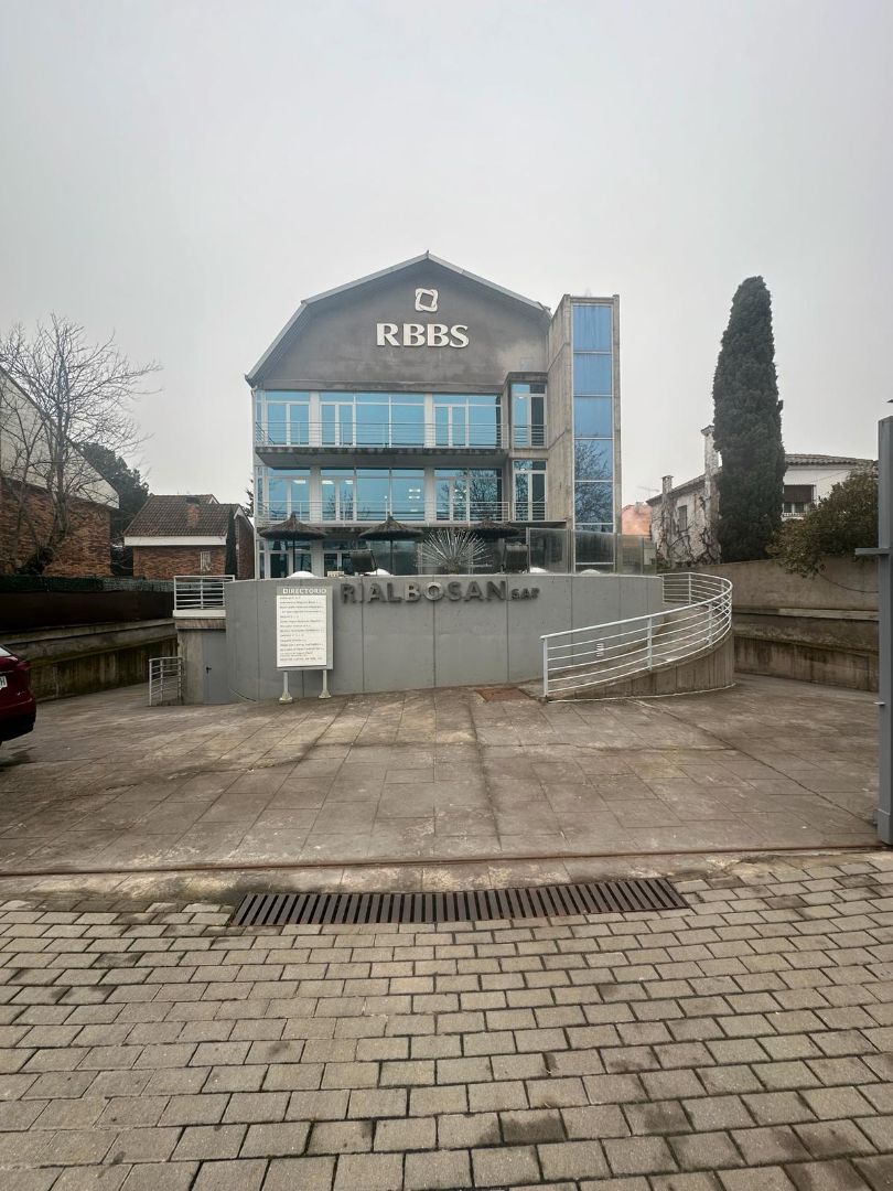 Exterior view of Office to rent in  Madrid Capital  with Air Conditioner, Heating and Alarm