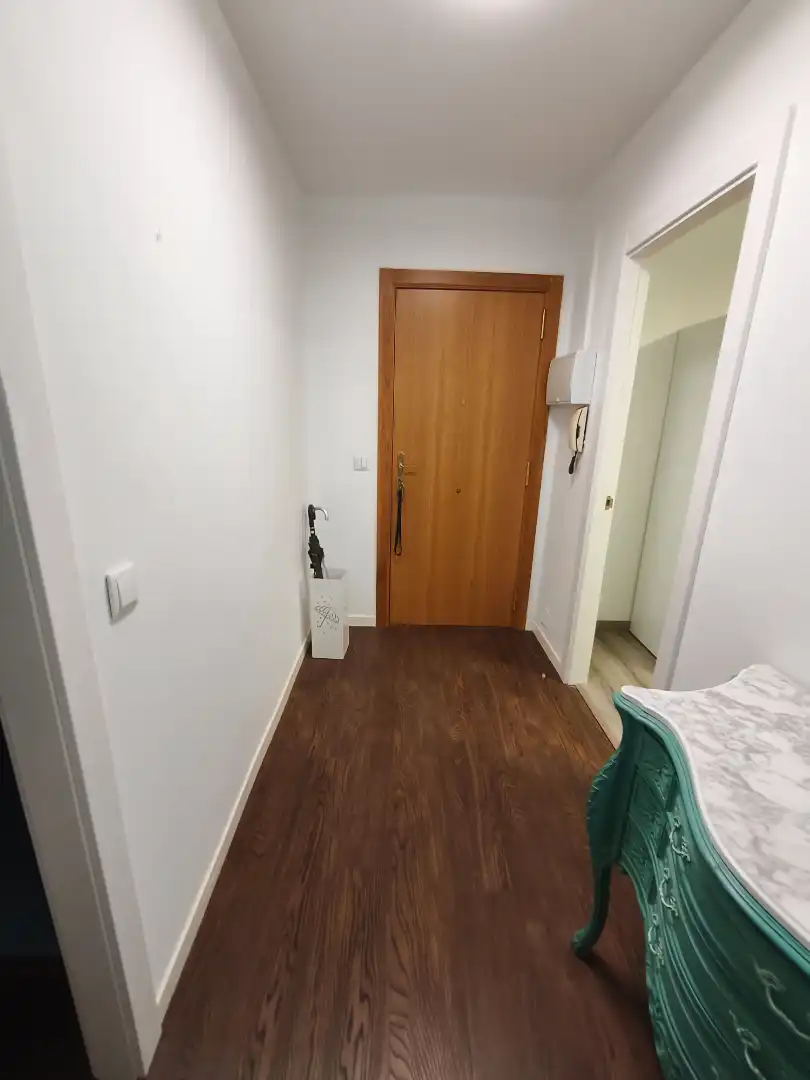Flat for rent in Vigo   with Furnished