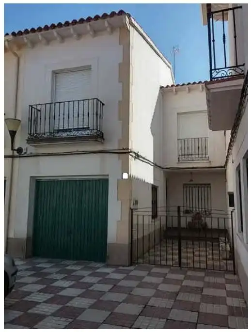 Vista exterior de Casa o xalet en venda en La Villa de Don Fadrique