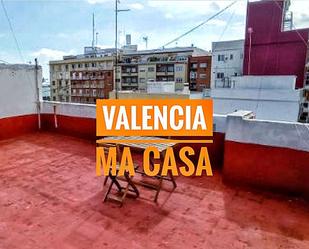 Exterior view of Flat to rent in  Valencia Capital  with Air Conditioner, Terrace and Balcony