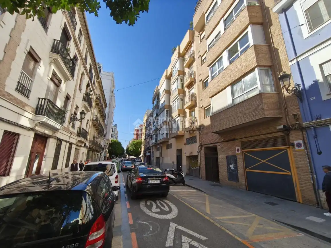 Individual en venta en L'Eixample, imagen 5