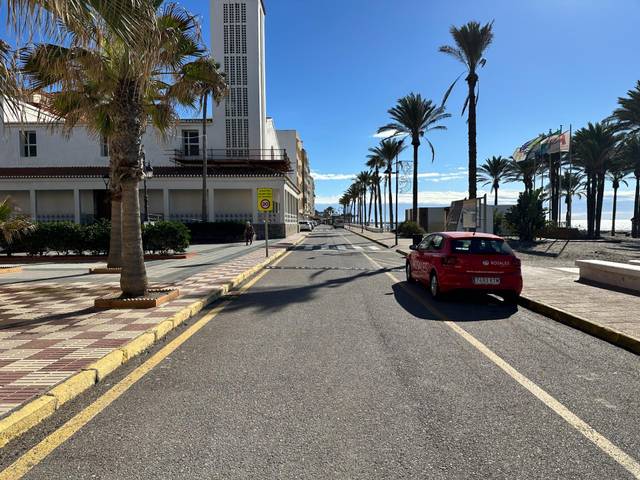 Local comercial en Alquiler en Torrenueva Costa