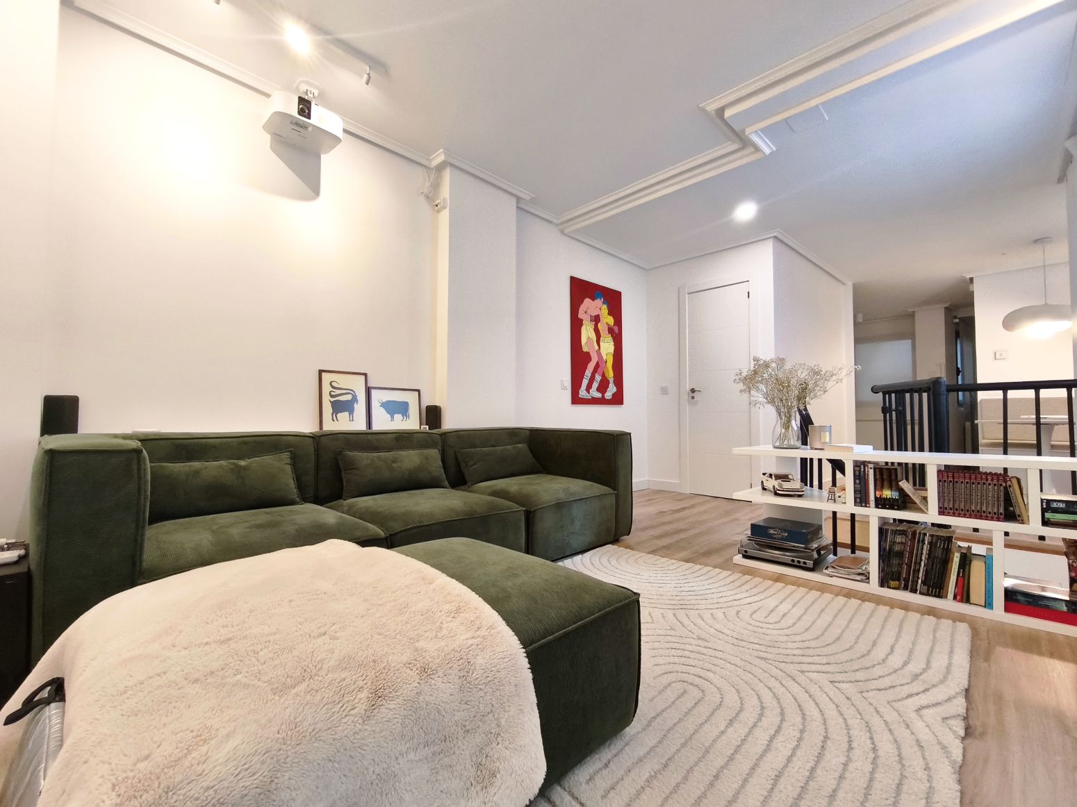 Living room of Flat for sale in  Logroño  with Air Conditioner, Heating and Parquet flooring