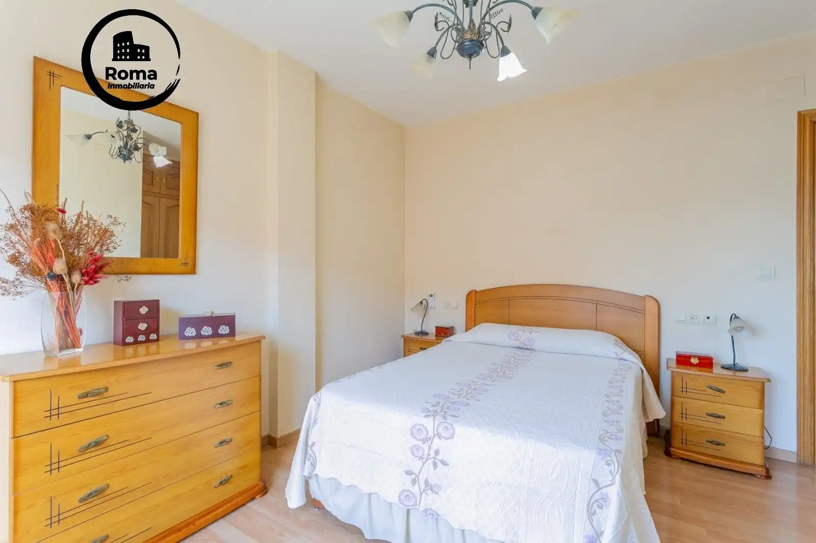 Casa adosada en venta en Cerrillo de Maracena - Periodistas