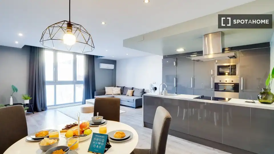 Cocina de Piso de alquiler en Barcelona con Aire acondicionado, Calefacción y Amueblado