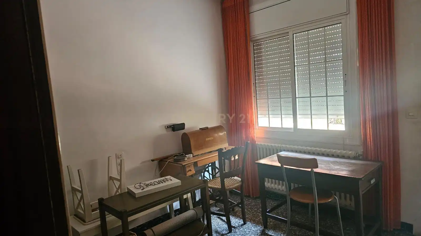 Dormitori de Edifici en venda en Polinyà