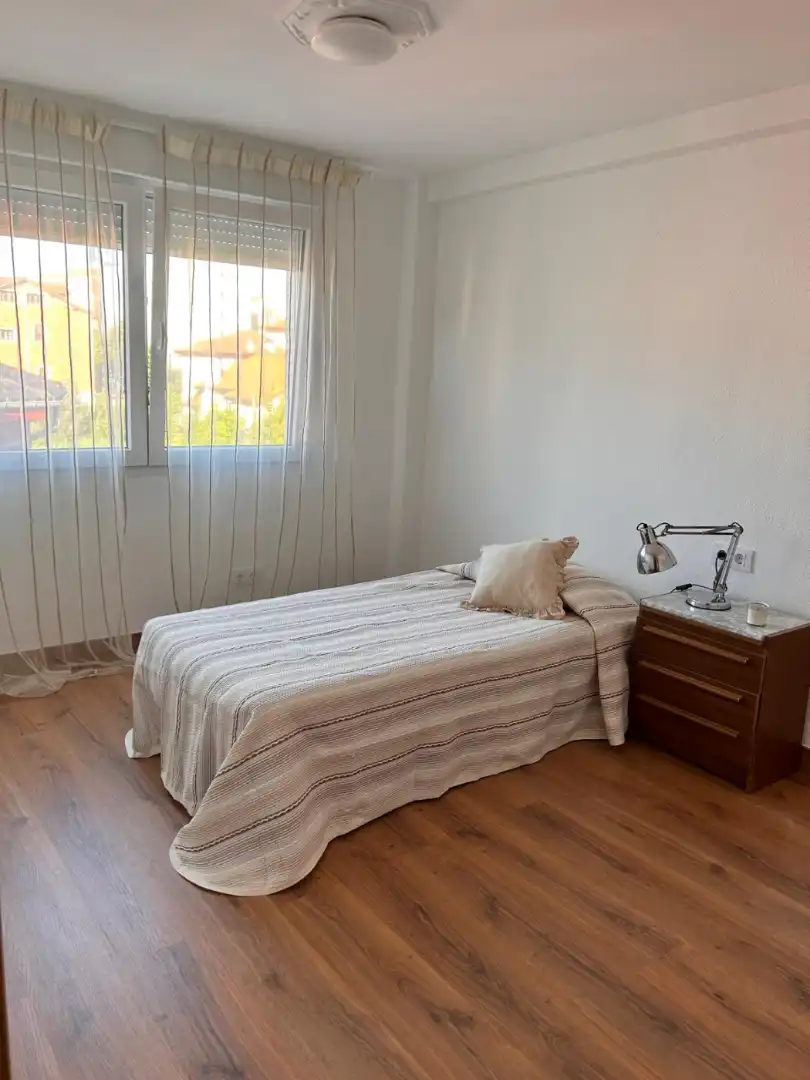 Habitación de Piso en venta en Cuatro Caminos