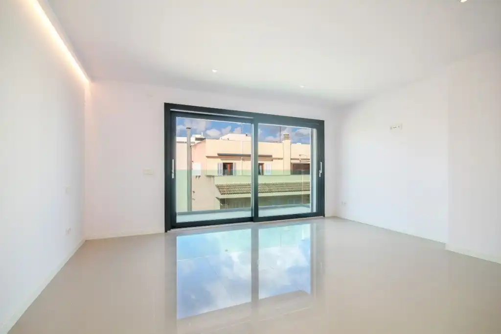 Dachboden zum Verkauf in Alcúdia mit Klimaanlage, Heizung und Terrasse