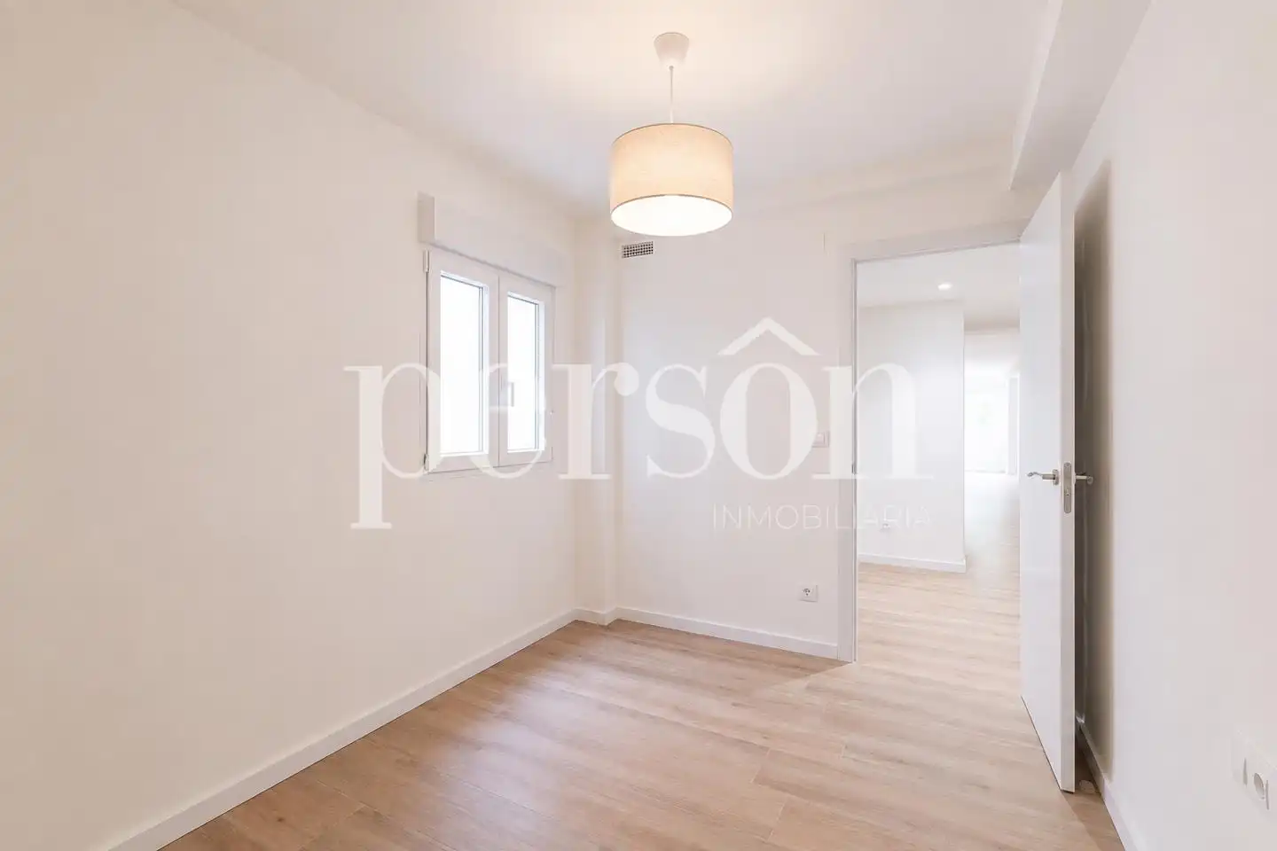 Habitación de Piso en venta en Valencia con Aire acondicionado, Calefacción y Balcón