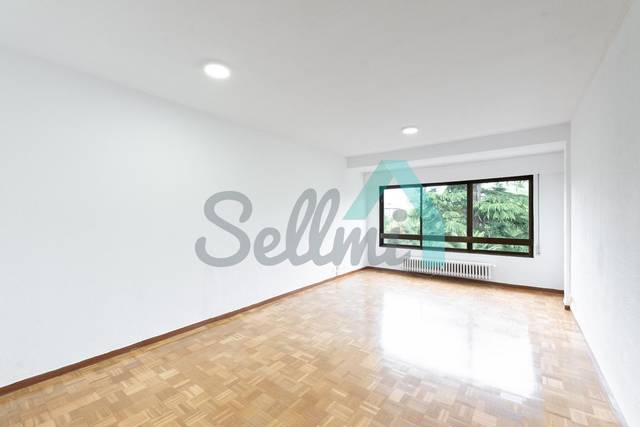 Piso en Alquiler en Marqués De Santa Cruz en Parque San Francisco - Uría