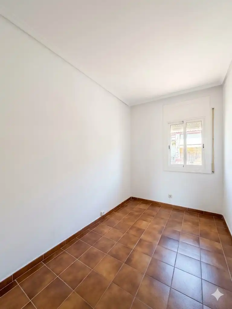 Habitación de Casa adosada en venta en La Palma de Cervelló con Aire acondicionado, Calefacción y Terraza