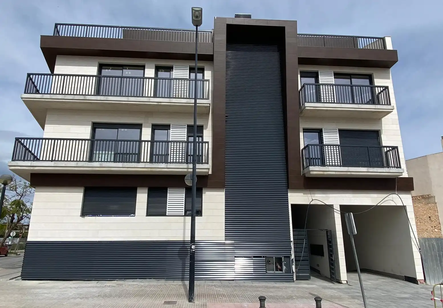 Vista exterior de Apartament en venda en Sant Joan d'Alacant amb Aire condicionat, Calefacció i Terrassa