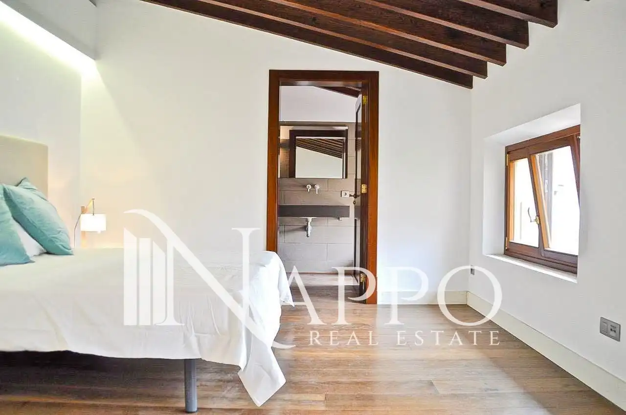 Schlafzimmer von Dachboden zur Miete in  Palma de Mallorca mit Klimaanlage und Heizung