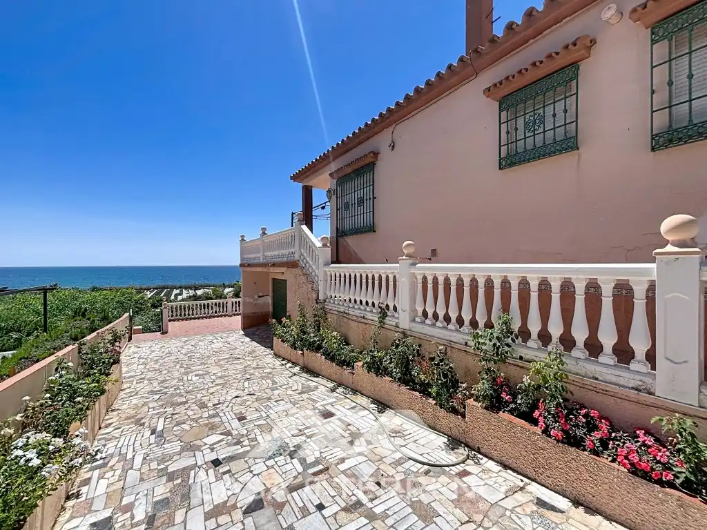 Casa con giardino in vendita a Urbanizacion Monte Azul (Almayate), imagen 2