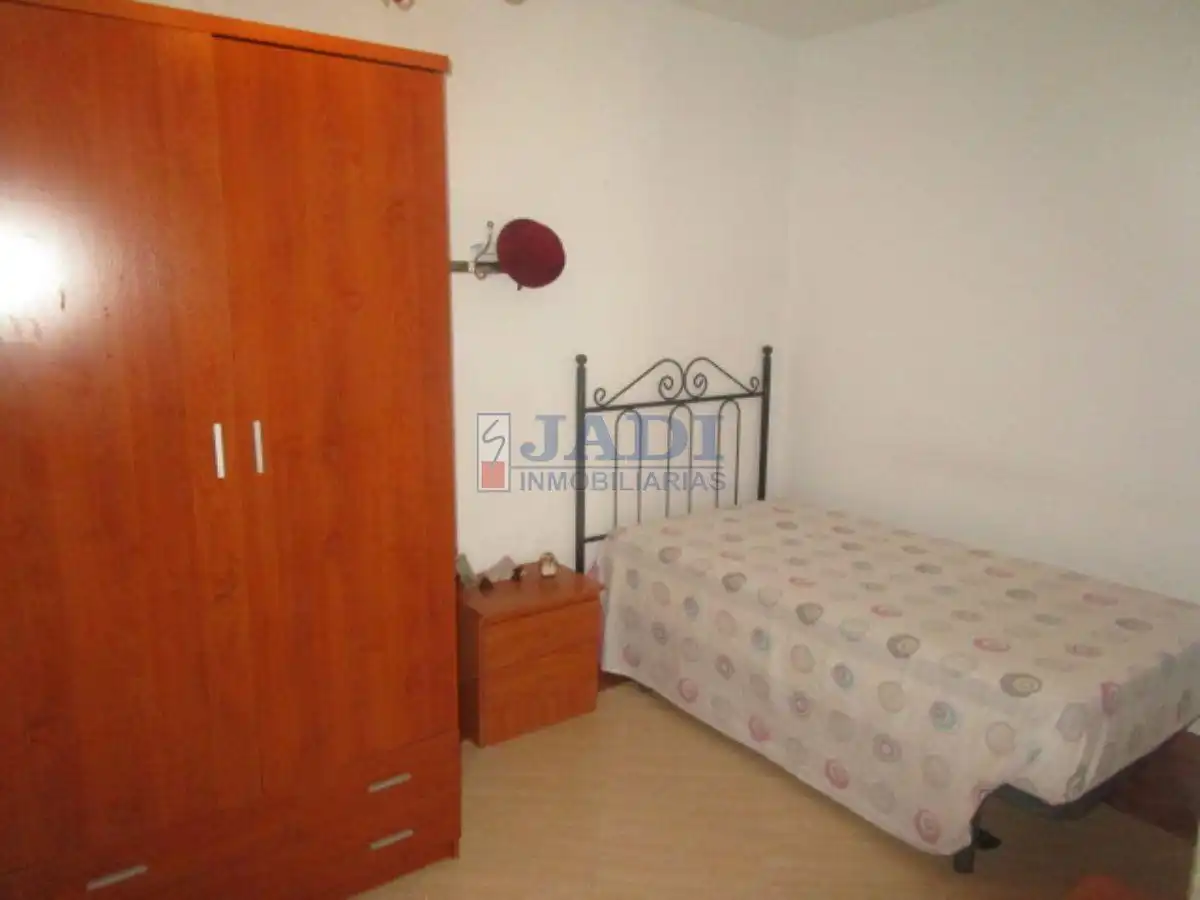Dormitori de Casa o xalet en venda en Cózar amb Traster