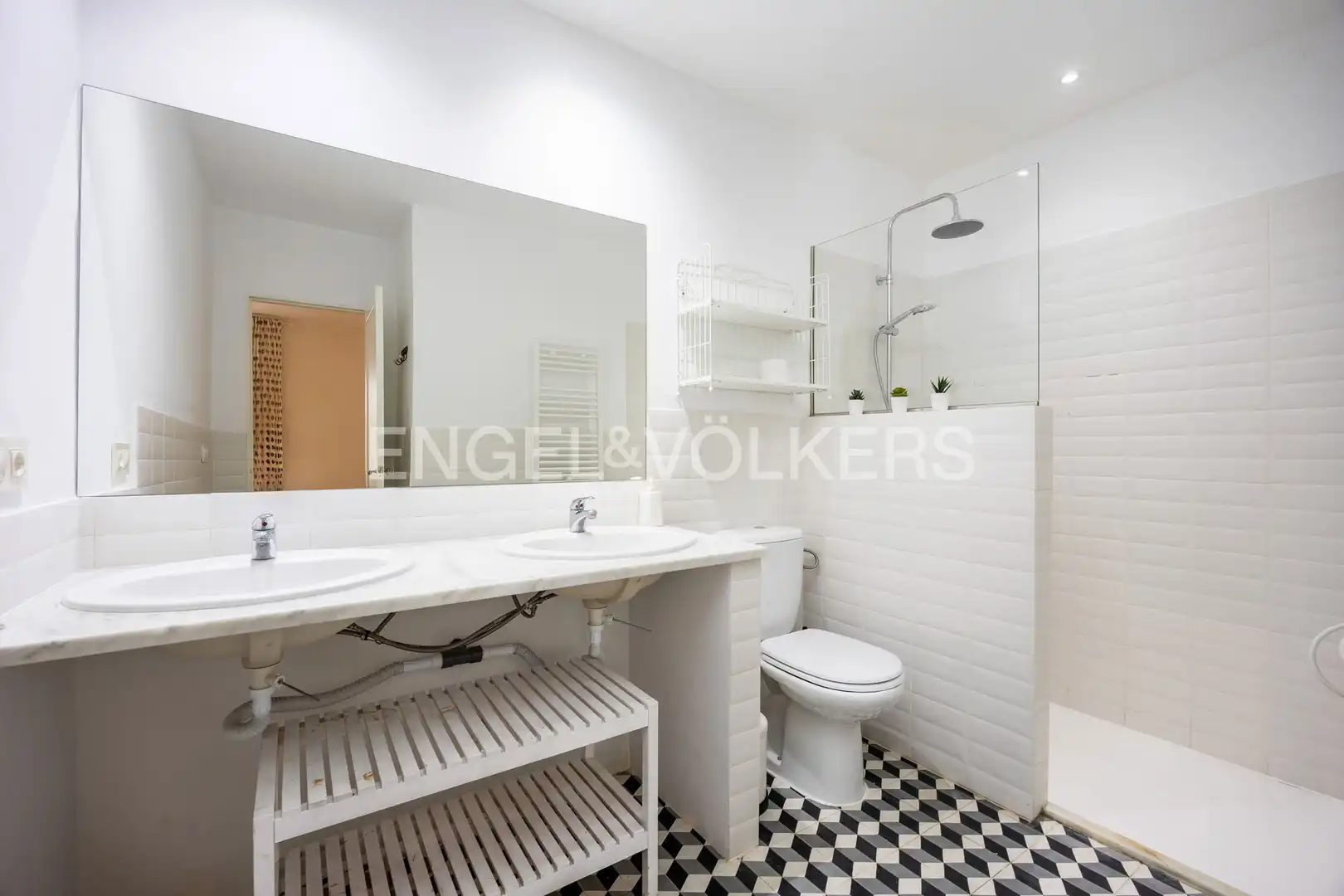 Baño de Casa o chalet en venta en Sanlúcar de Barrameda con Aire acondicionado, Calefacción y Jardín privado