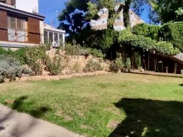 Haus mit Garten zum Verkauf in Calle Doctor Zahonero