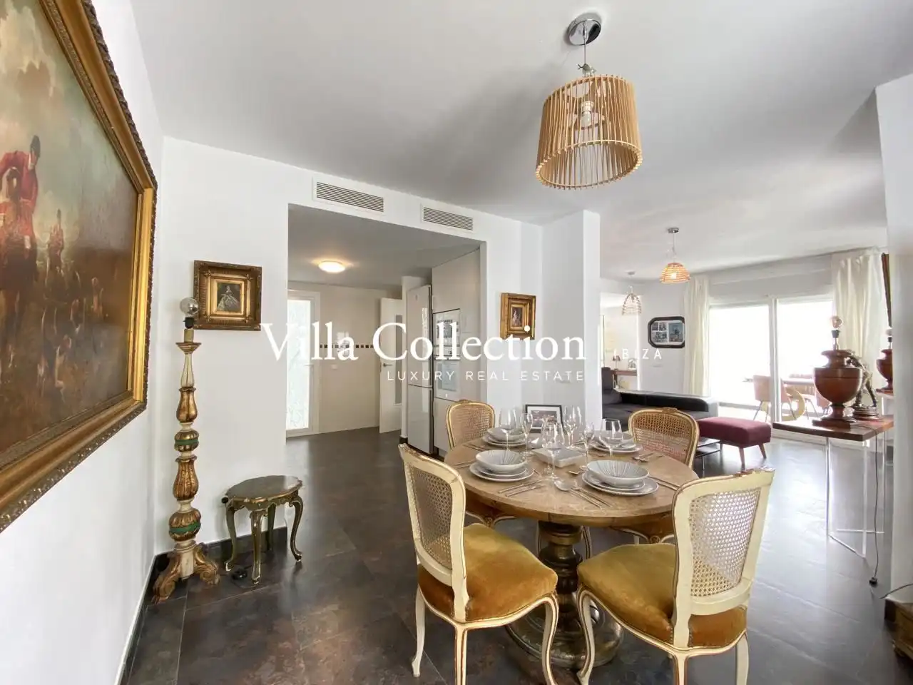 Esszimmer von Einfamilien-Reihenhaus zum Verkauf in Sant Josep de sa Talaia mit Privatgarten, Terrasse und Schwimmbad