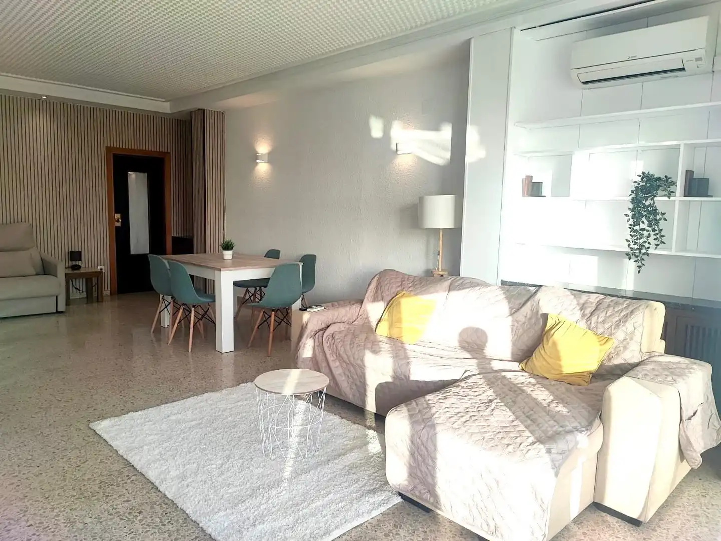 Sala d'estar de Àtic de lloguer en Valencia