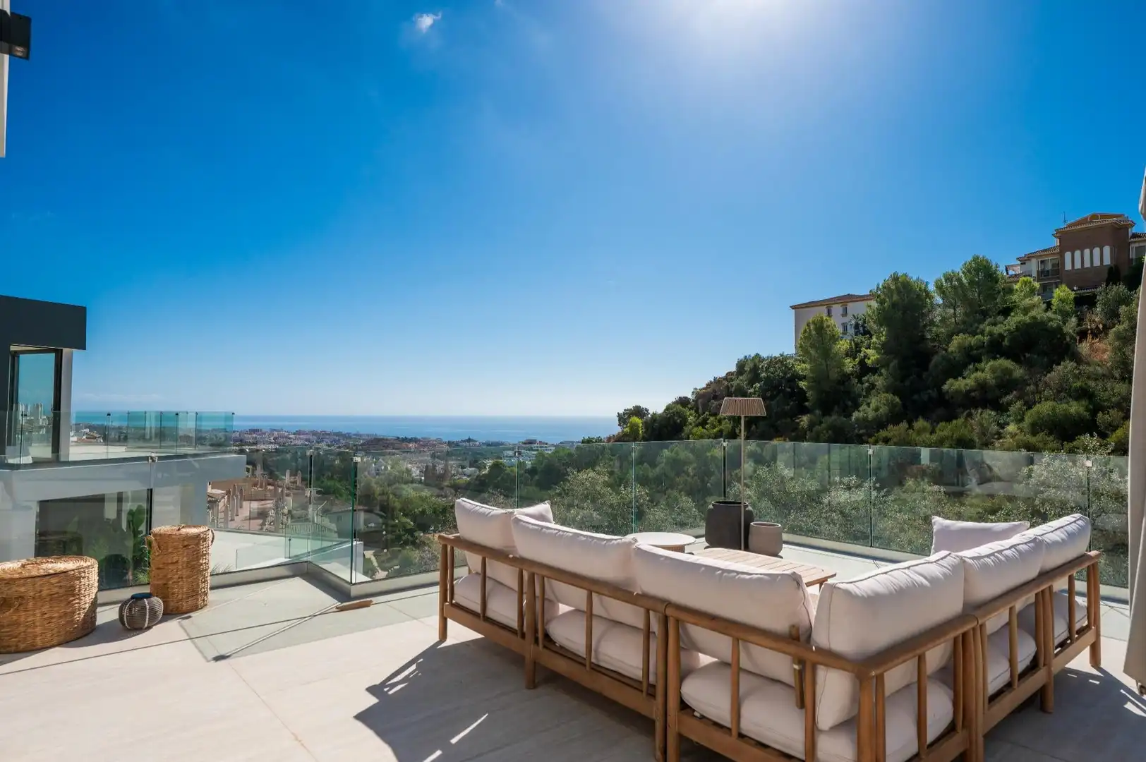 Chalet con terraza en venta en Benalmádena pueblo, imagen 2