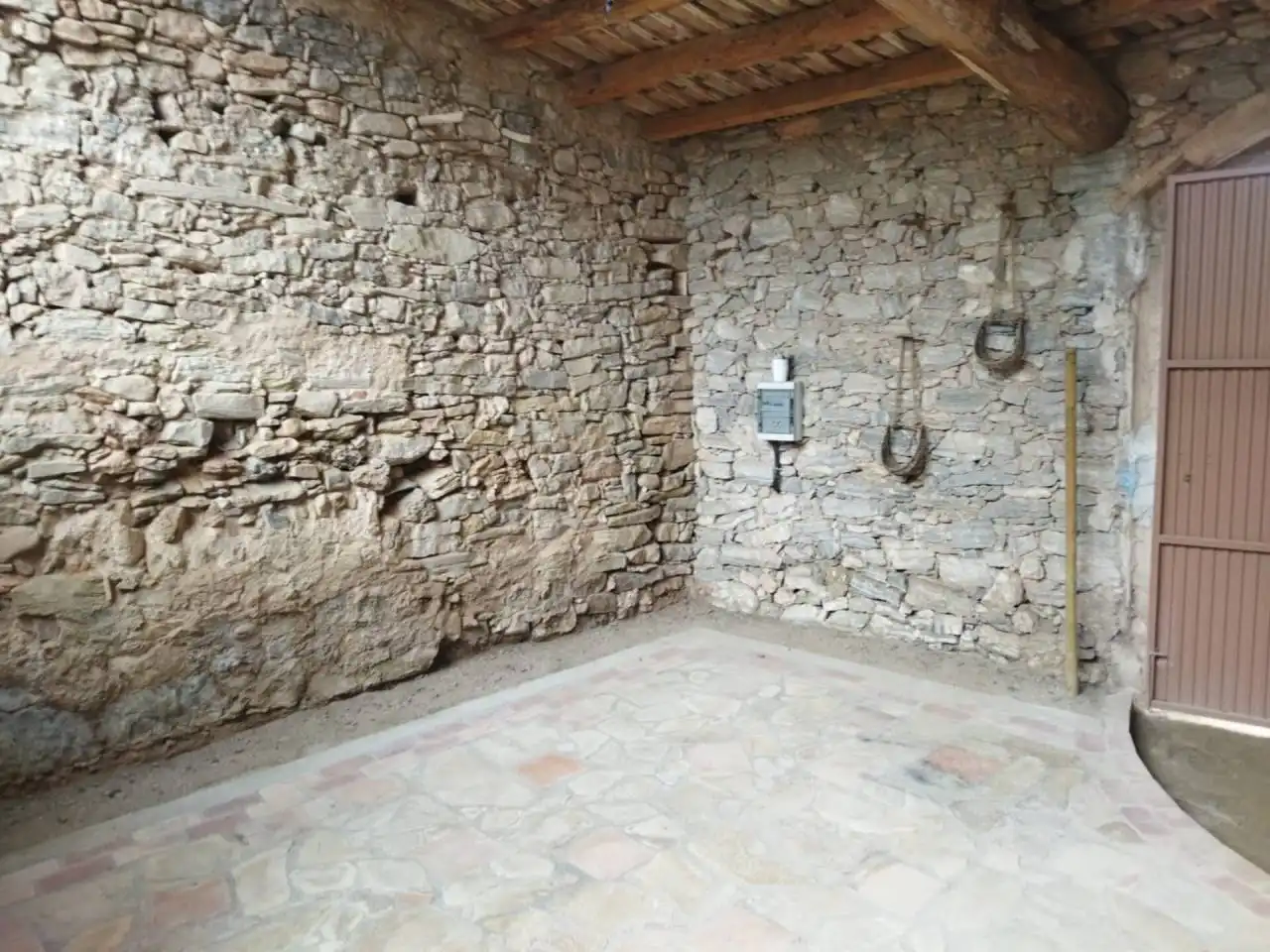 Local de lloguer en Sant Martí de Tous