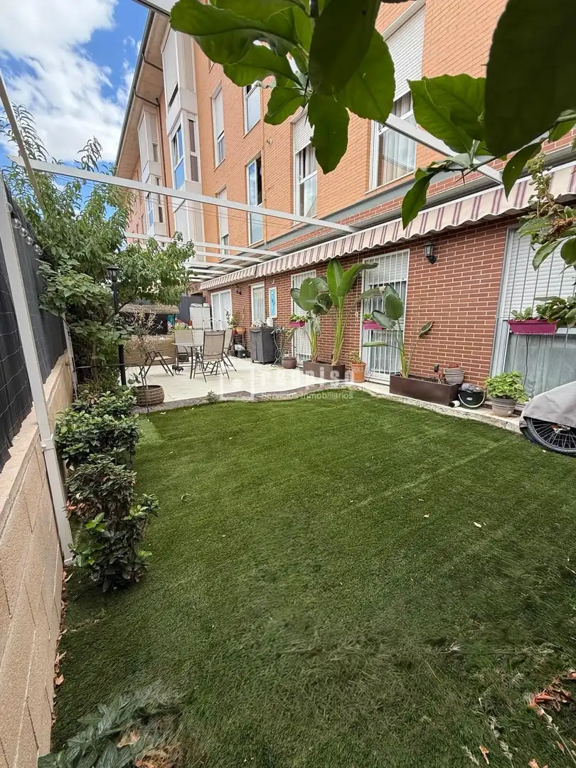 Flat with pool for sale in de Alicante, imagen 3
