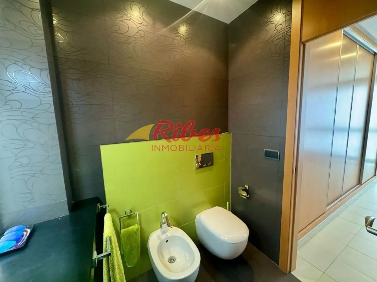 Badezimmer von Haus oder Chalet zum Verkauf in Cullera mit Klimaanlage, Terrasse und Abstellraum