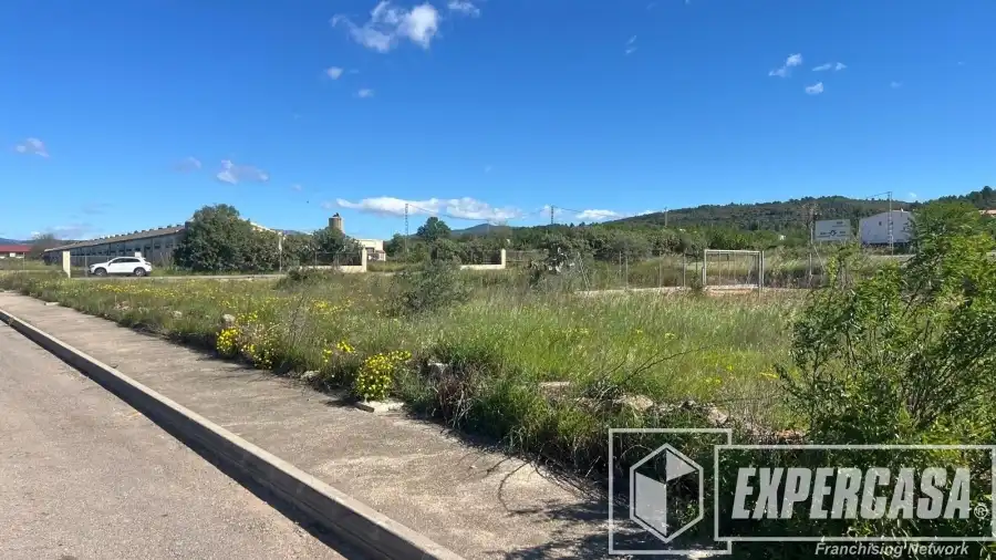 Terrenys i solars en venda a Vall d'Alba, imagen 2