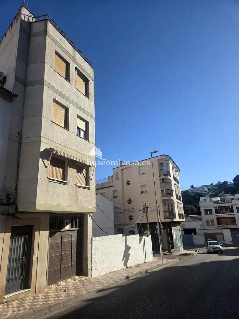 Vista exterior de Piso en venta en Torredonjimeno con Terraza y Balcón