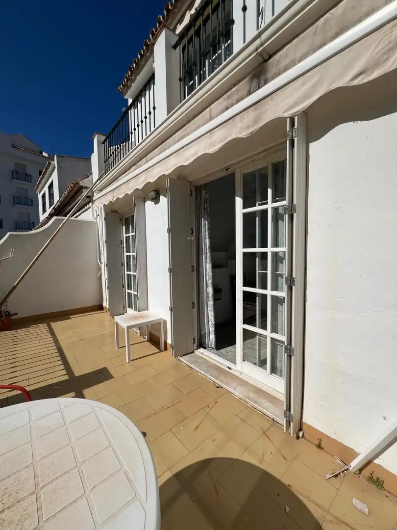 Terrassa de Casa adosada en venda en Fuengirola amb Aire condicionat, Jardí privat i Terrassa